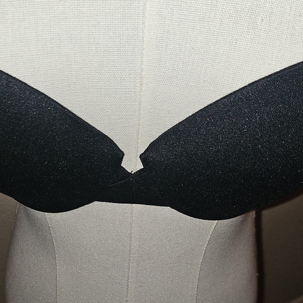 Donna Karan Black Push-Up T-Shirt Bra with Logo Strap - Picture 5 of 9